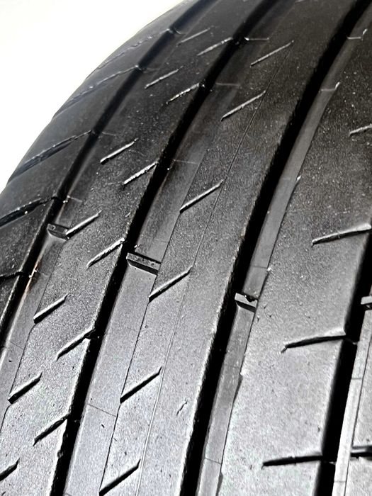 Pneus Michelin Pilot Sport 4 - 245/40/19 - Excelentes