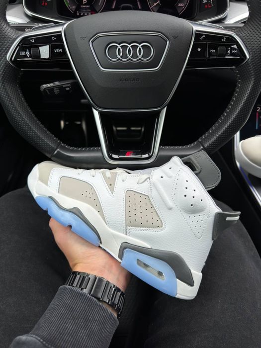 Чоловічі кросівки Nike Air Jordan Retro 6 White Sky