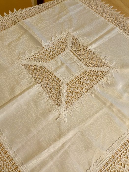 Serweta biała 85x85