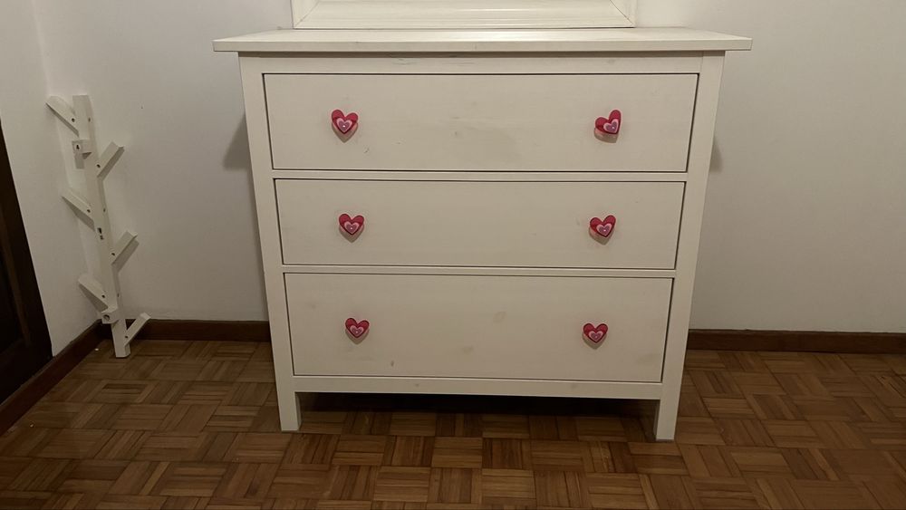 Comoda alta 107,5 x 50 x 96 (comp/ larg/ alt em cm)