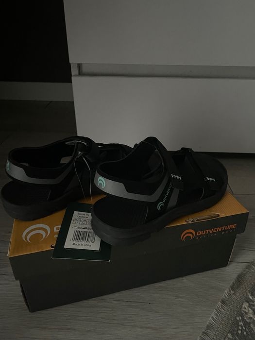 Жіночі босоніжки Qutventure 37 розмір