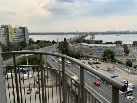 Мост-Сити. Аренда. Центр 2х. к. квартира.