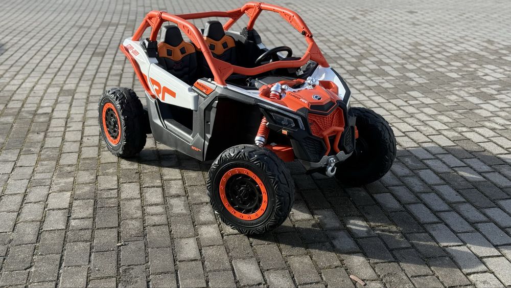 Samochodzik elektryczny maverick buggy