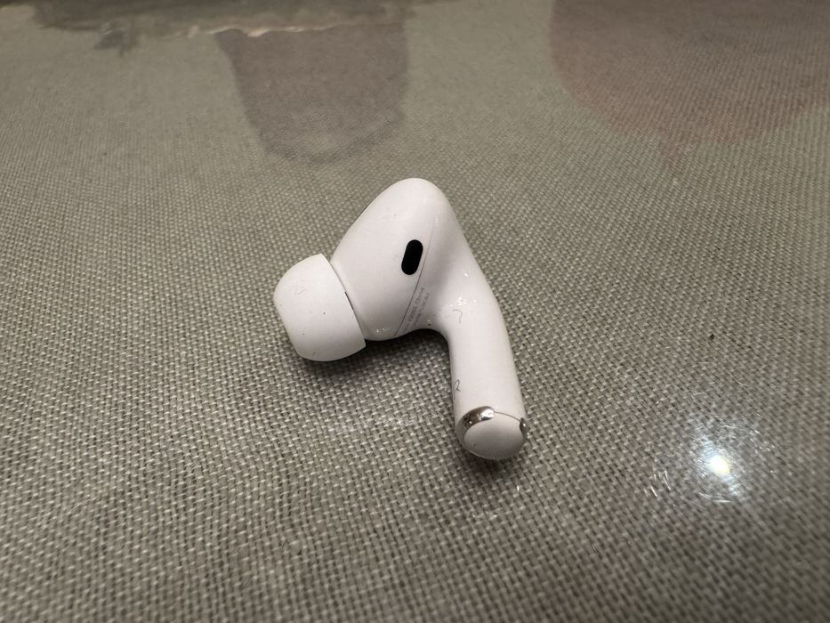Air pods pro 1 оригінал