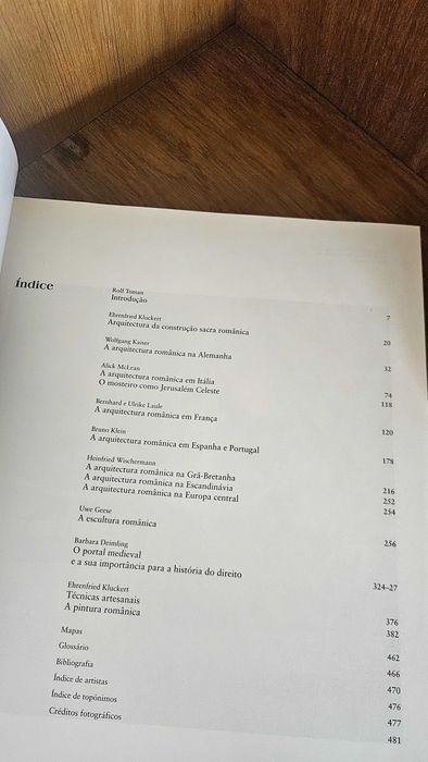 O Românico: Arquitectura, Escultura e Pintura de Rolf Toman