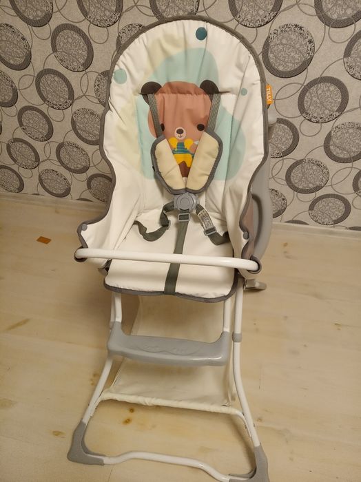 Стільчик для годування