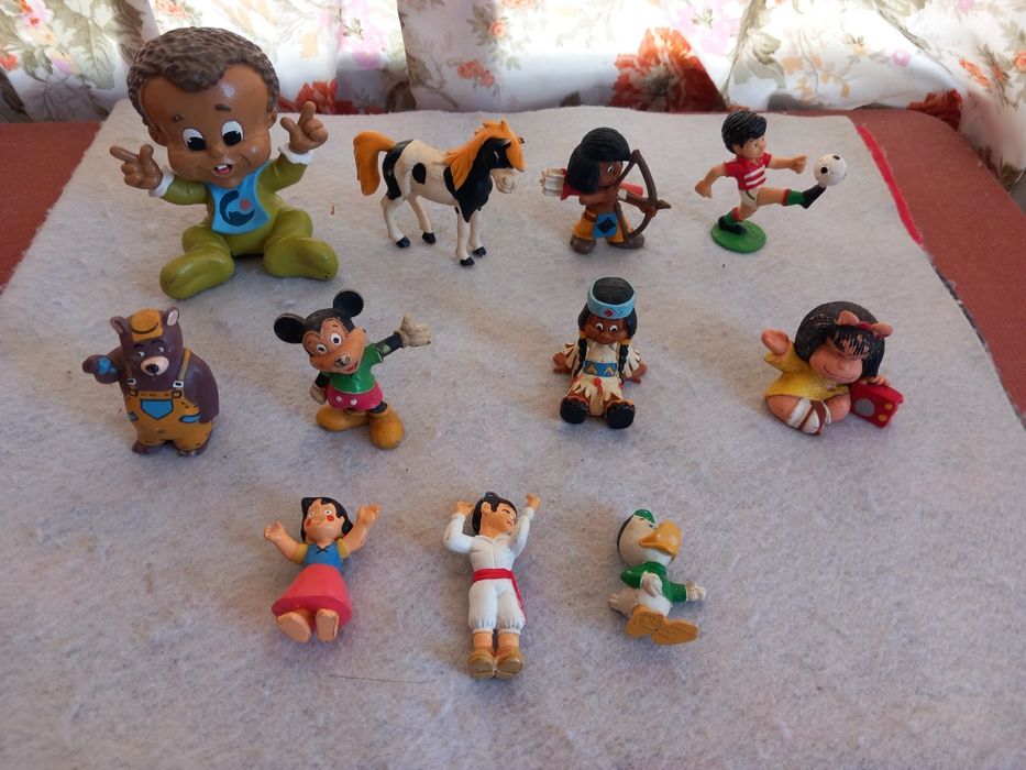 Bonecos antigos de pvc made in Portugal