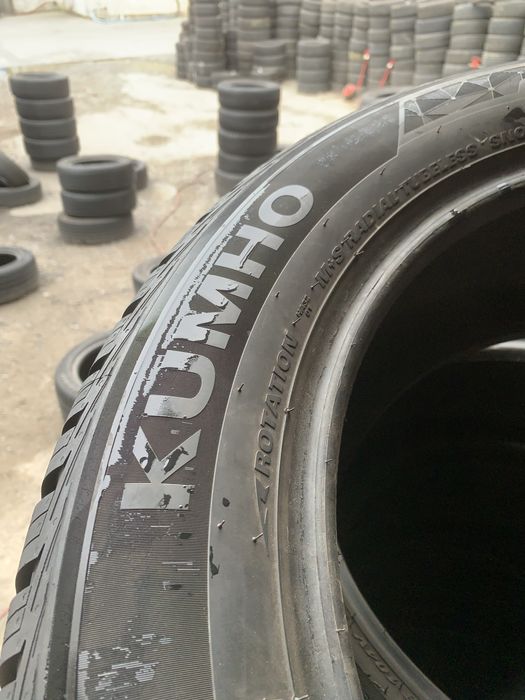 235/55R18 Kumho 4season 2022 (2шт)