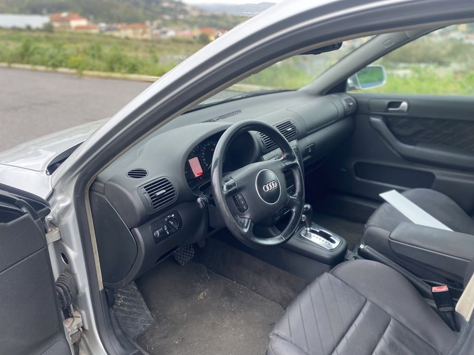 Audi A3 TDI 130cv Automático
