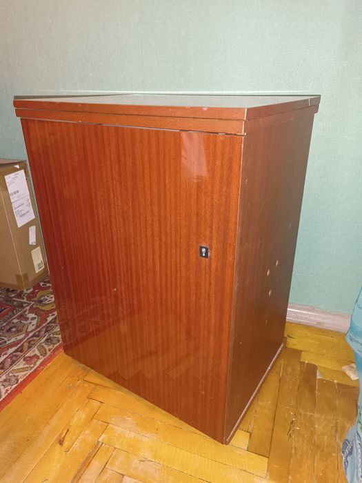 Швейная машинка Чайка 142М