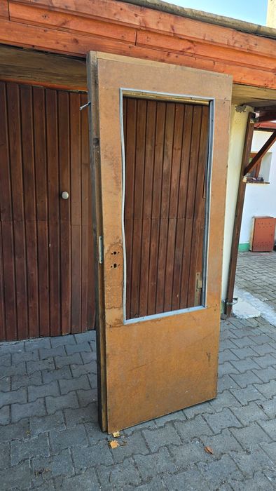 Drzwi drewniane pokojowe z futryną 80x200cm