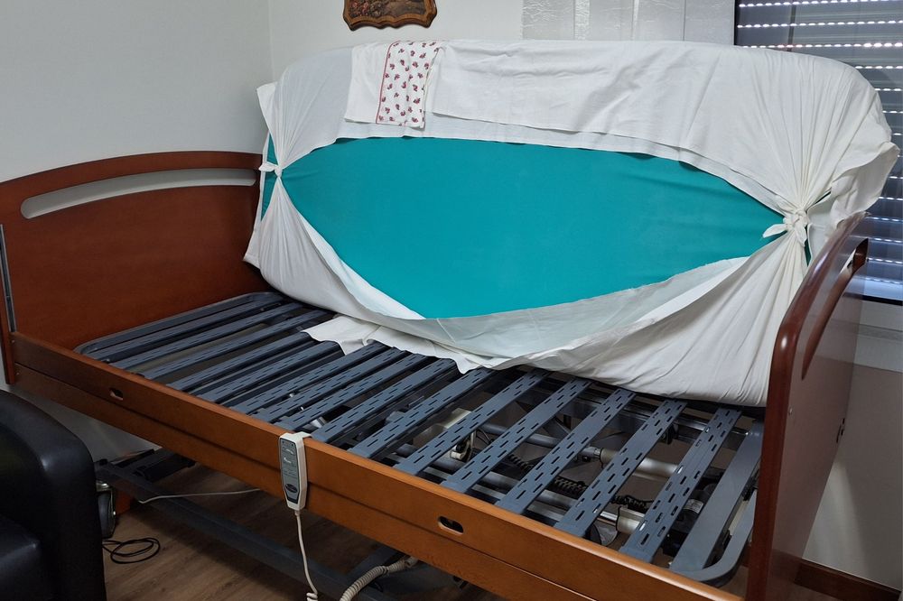 Cama articulada (excelente estado)