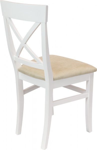 Деревянные белые стулья