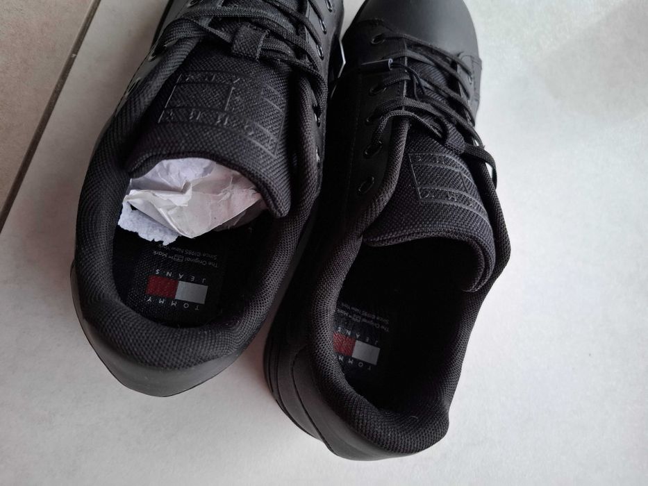 Sneakersy buty Tommy Hilfinger 40 czarne