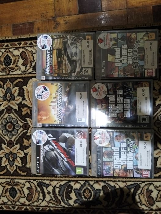 Oportunidade! PS3+7 jogos+ comando