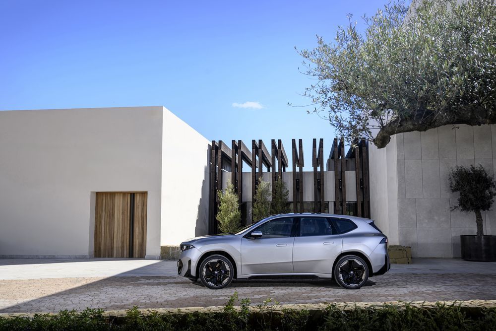 BMW iX3 50 xDrive foto 5