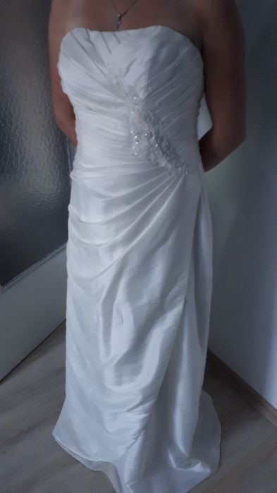 Piękna Suknia ślubna