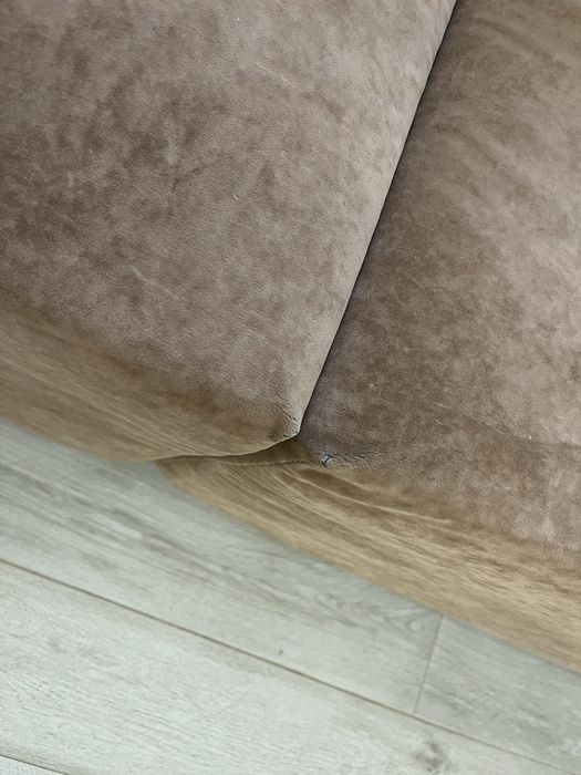 Диван великий…….