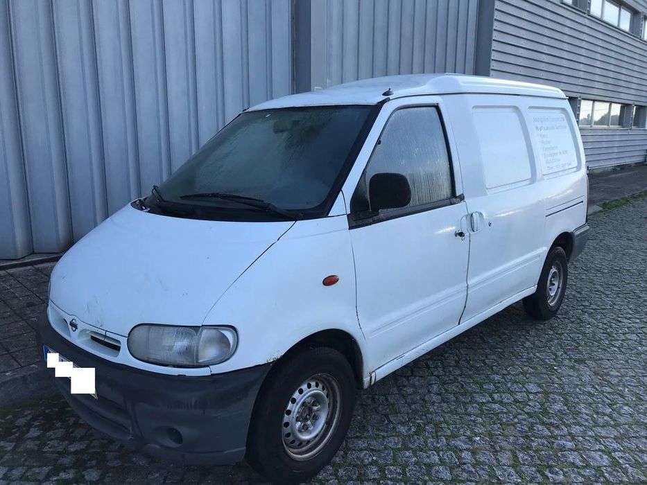 Nissan Vanette Cargo Caixa 2.3D 1999 - Para Peças