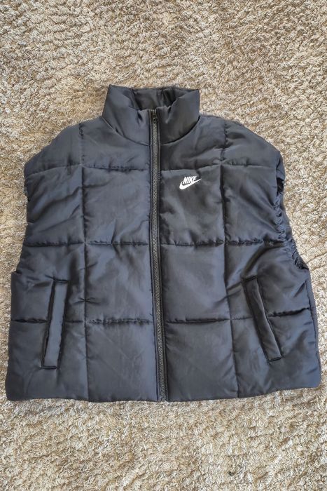 Безрукавка чорна Nіке