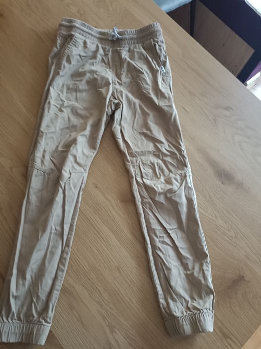 H&M beżowe jogery rozm 134