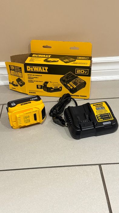 Dewalt Bateria  Carregador