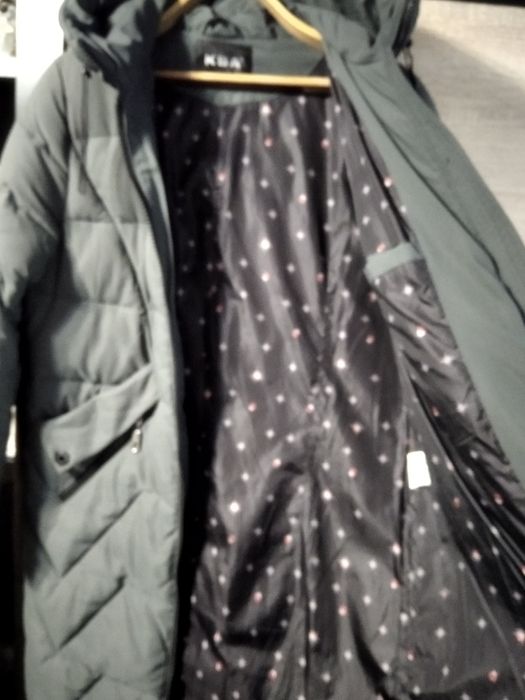 Пуховик зимовий 50 р. Жіночий