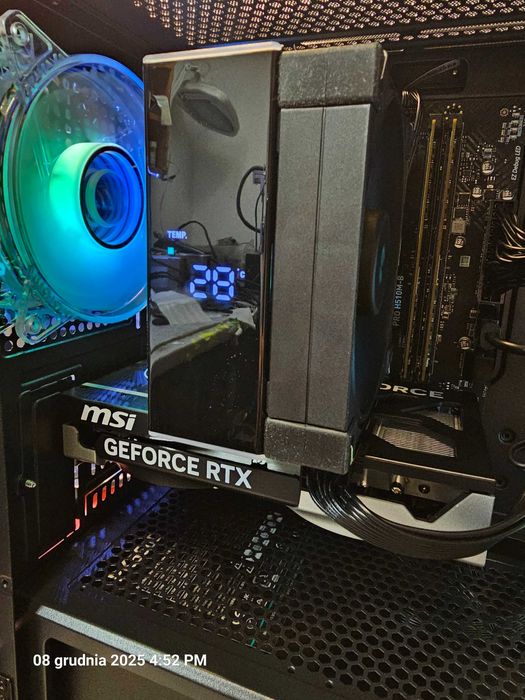 RTX 5050 32GB RAM 512SSD i5-10 gen RGB