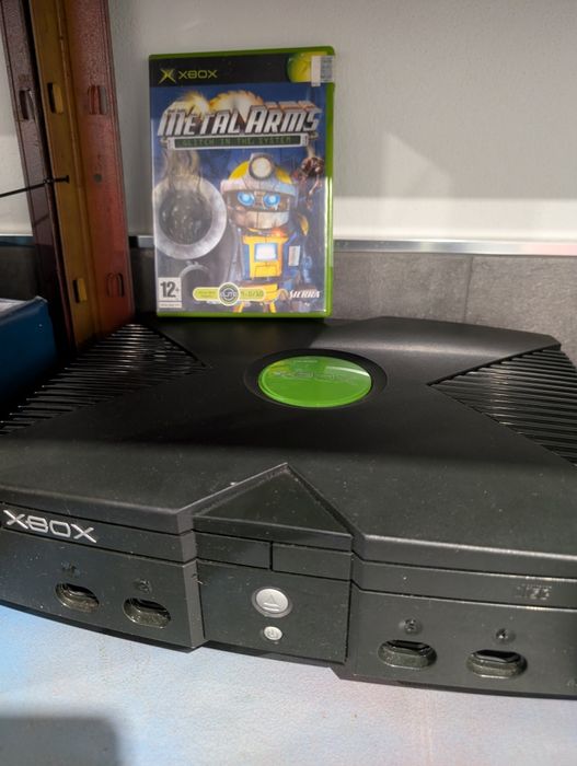 Consola Xbox Classica + 1 comando + 1 jogo