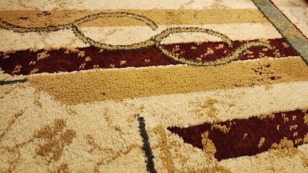 Piękny i zadbany DYWAN 160X220  beige+ burgundy