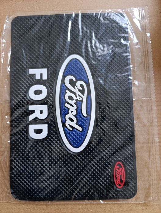 Vendo adaptador isqueiro e cabos etc