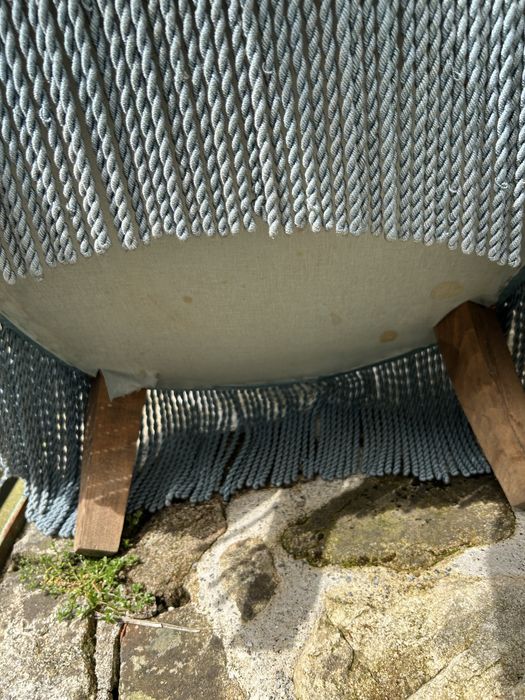 Senhorinha antiga em veludo