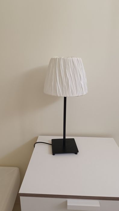 2 Estrados 80x 200 + Colchão 160x200 + Mesinhas