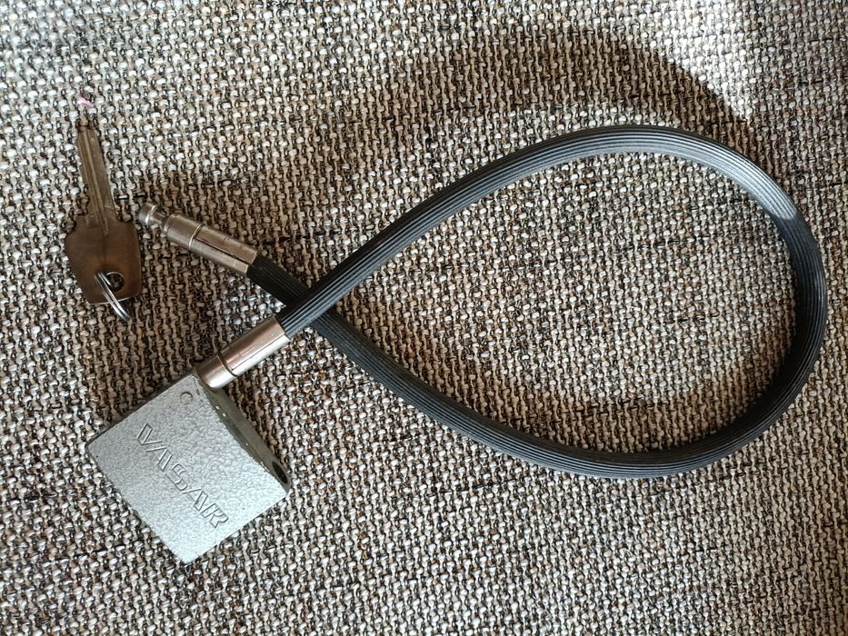 Продам навесной замок СССР