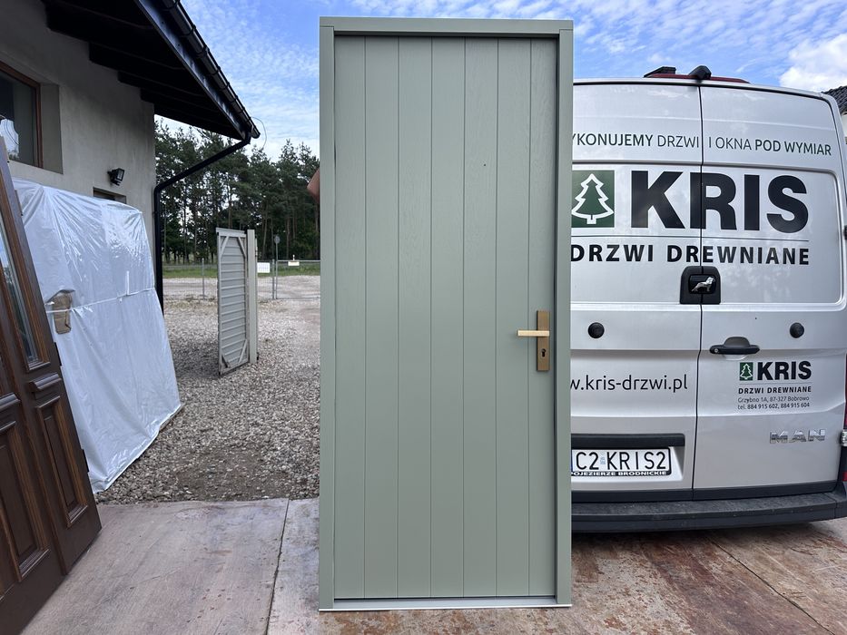 Drzwi zewnętrzne drewniane OD RĘKI bezprzylgowe oliwkowe Cała Polska