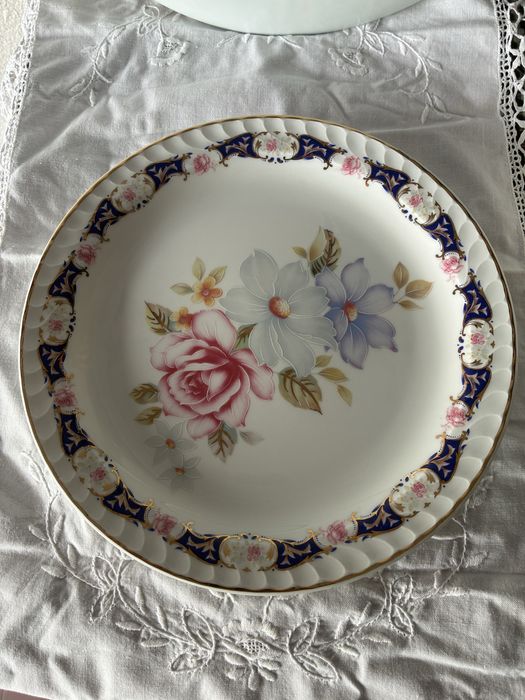 3 Peças T.Limoges 1 caixa e 2 pratos para bolos