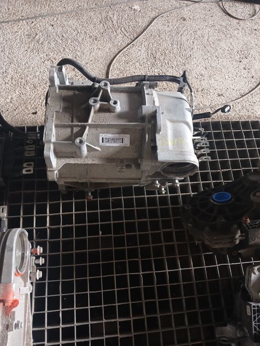 Розборка шрот запчастин Renault Zoe