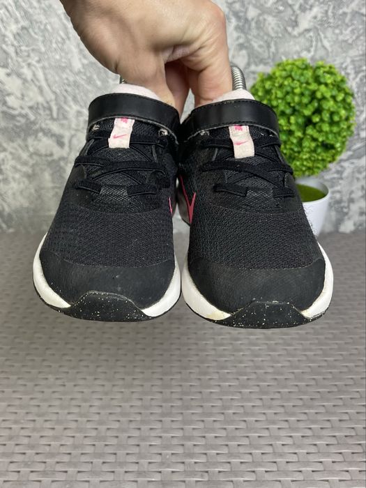 Nike Revolution 6 кроссовки 33 размер детские беговые черные