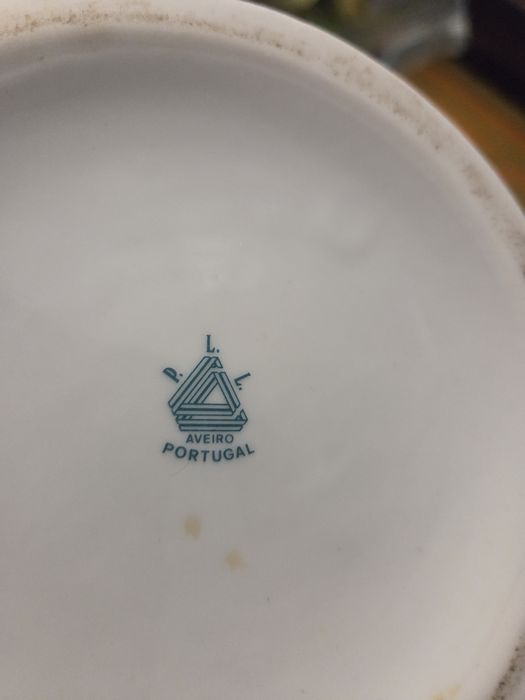 Potes em porcelana