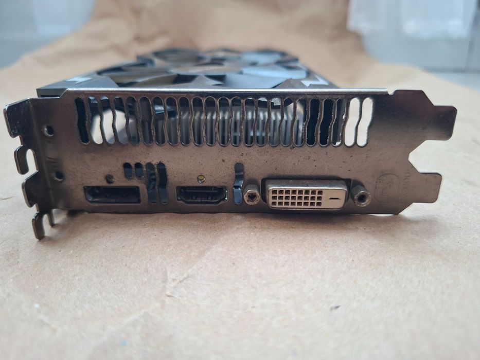 Placa Gráfica Sapphire Pulse Radeon RX 560D 4GB GDDR5