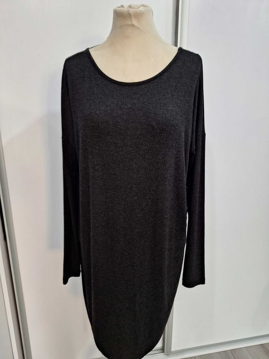 elegancka sukienka w roz44/46
