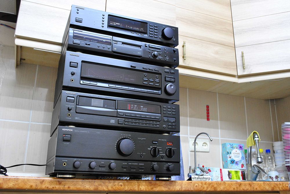 Топовый KENWOOD DA-9010 (109) 18 кг 115вт/8ом 150вт/4ом ЦАП japan