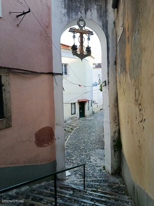 T1 ALfama ao metro de Santa Apolonia e Terreiro do Paço