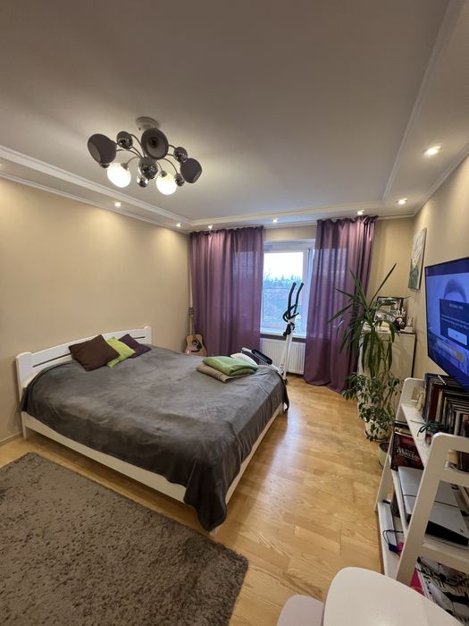 Продаж 3кім квартири, цегляний будинок