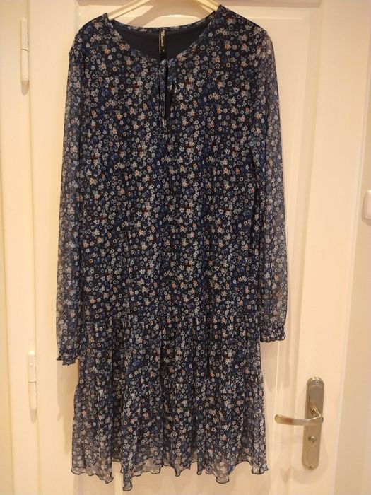 Sukienka z delikatnej siateczki Jean Pascale M/L