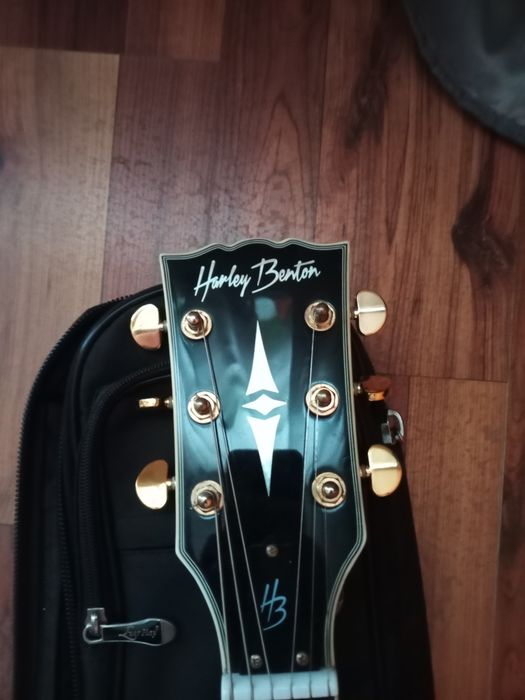 Elektryczna gitara Harley Benton w stylu Les Paul Custom