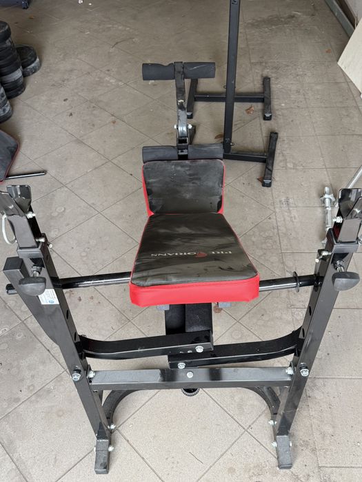 Zestaw do ćwiczeń ławeczka, 2 sztangi, gryf mały i obciążniki.