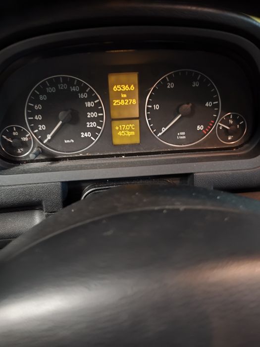 Mercedes A200 automático