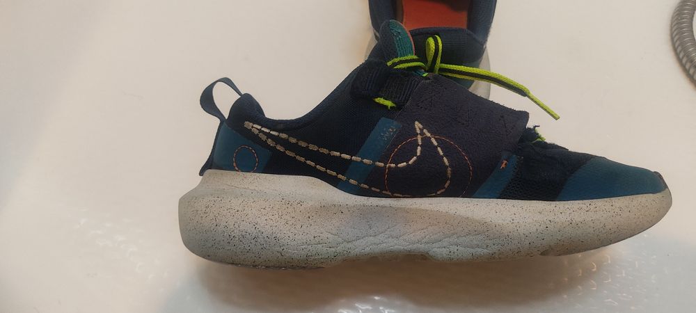 Ténis azuis  Nike. 38.5