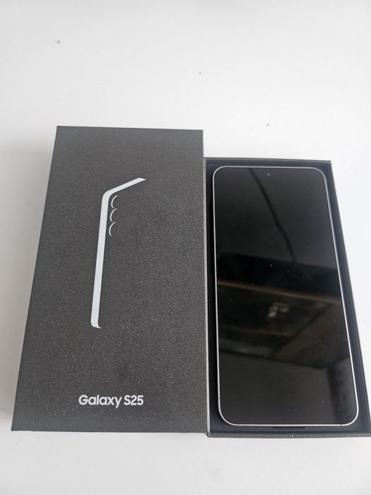 Samsung s25 12/128